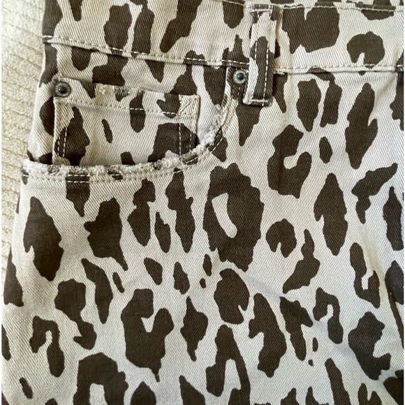 Kenzie Animal Print Mini Skirt Size 10 Stretch Denim Brown & Tan - Picture 6 of 12